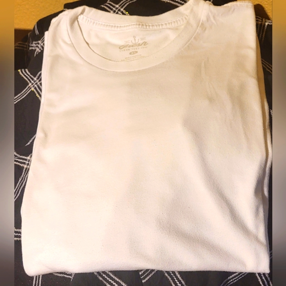 White Fresh Clean Tees Crewneck